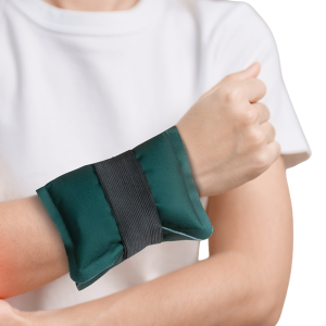 Reusable hot or cold clay compress